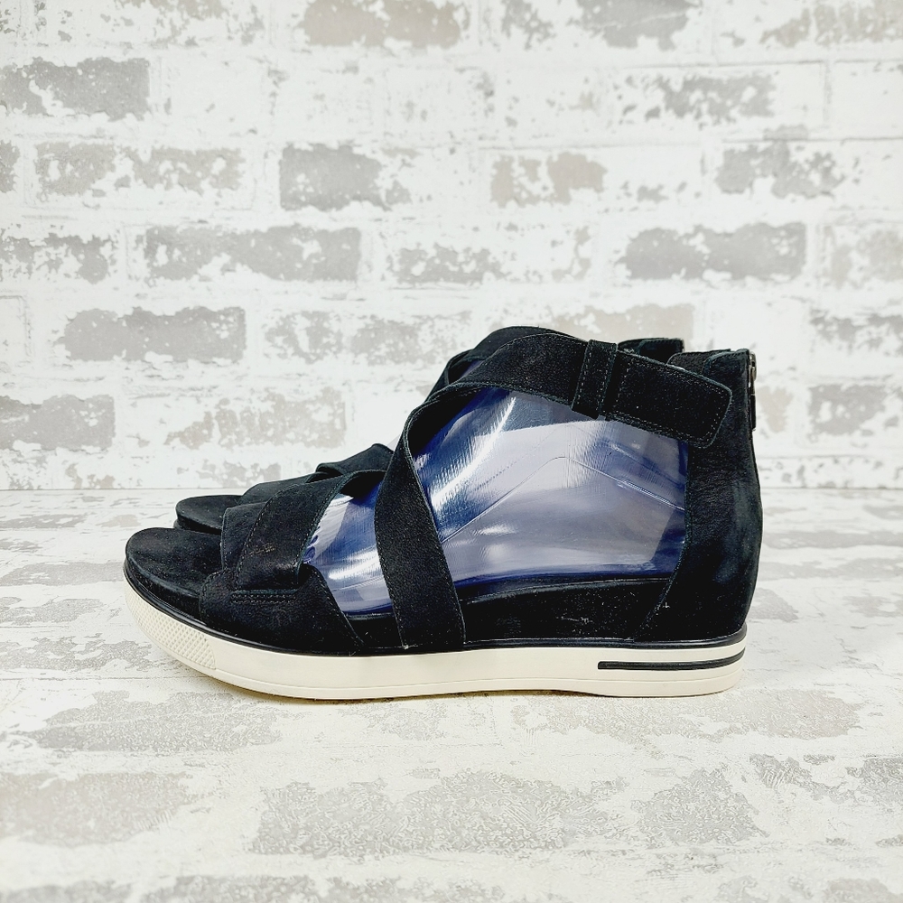 New Eileen Fisher size 10 Sport Tumbled Nubuck Platform Black Sneaker Sandal